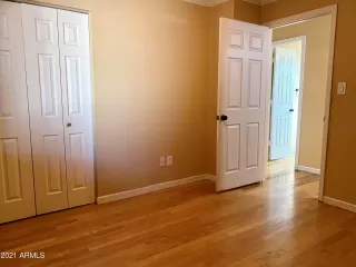 Photo #3: 6199872 Listing 