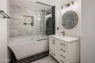 Photo #2: 6199877 Listing