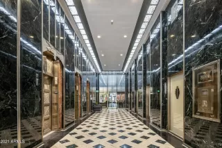 Photo #5: 6199877 Listing