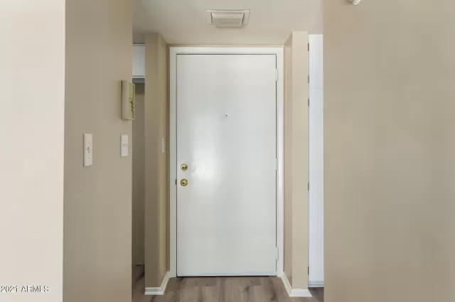 MLS: 6199901 Condo For Sale