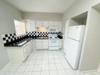 Photo #3: 6199942 Listing 