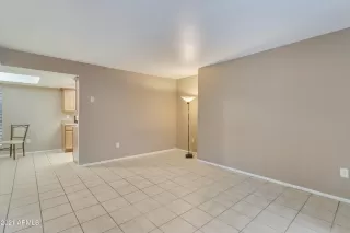 Photo #5: 6199985 Listing