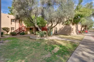 Photo #2: 6200033 Listing