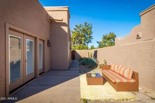 Photo #4: 6200063 Listing