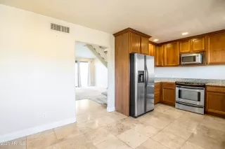 Photo #2: 6200121 Listing