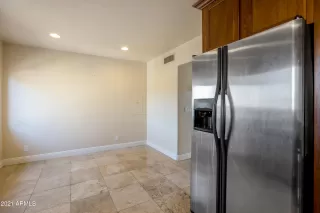 Photo #6: 6200121 Listing