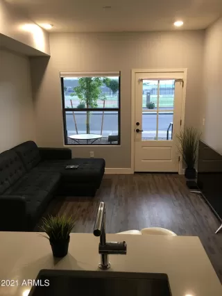 Photo #4: 6200136 Listing