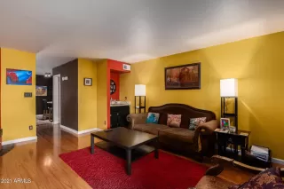 Photo #3: 6200146 Listing