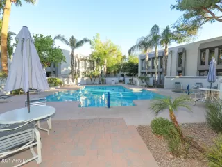 Photo #5: 6200174 Listing 