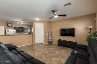 Photo #4: 6200428 Listing 