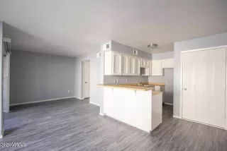 Photo #3: 6200761 Listing