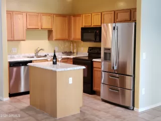 Photo #3: 6200839 Listing 