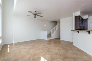 Photo #2: 6200855 Listing