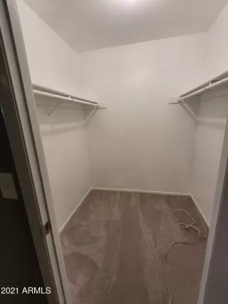 Photo #6: 6201087 Listing 