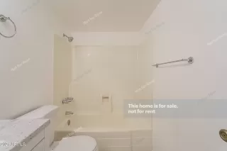 Photo #5: 6201137 Listing