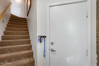 Photo #5: 6201232 Listing