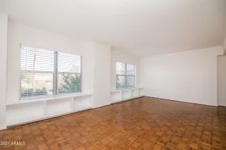 Photo #5: 6201285 Listing