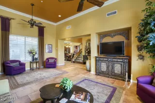 Photo #5: 6201335 Listing