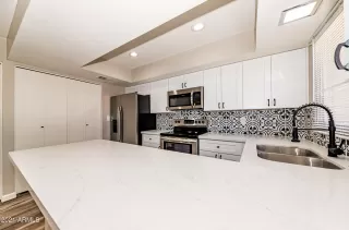 Photo #3: 6201420 Listing 