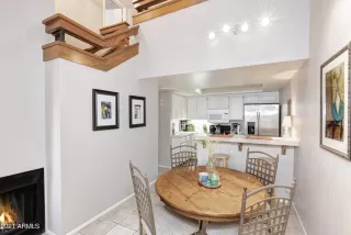 Photo #2: 6201457 Listing