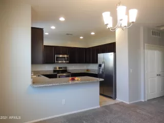 Photo #5: 6201477 Listing 