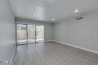 Photo #3: 6201489 Listing