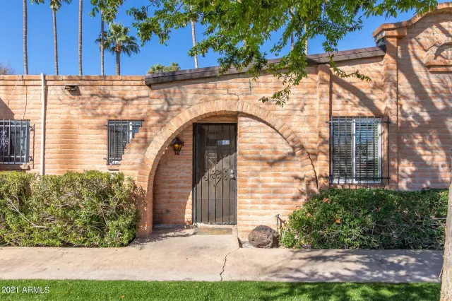 MLS: 6201582 Condo For Sale