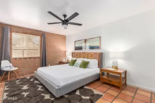 Photo #6: 6201582 Listing