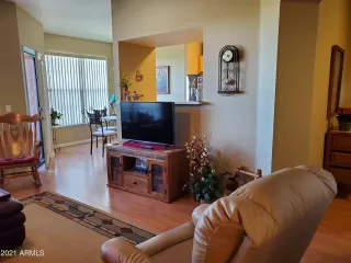 Photo #2: 6201606 Listing