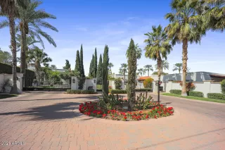 Photo #2: 6201917 Listing