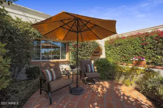 Photo #3: 6201917 Listing