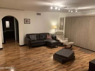 Photo #3: 6201918 Listing 