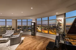 Photo #1: 6201943 Listing 