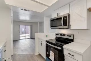 Photo #2: 6201977 Listing