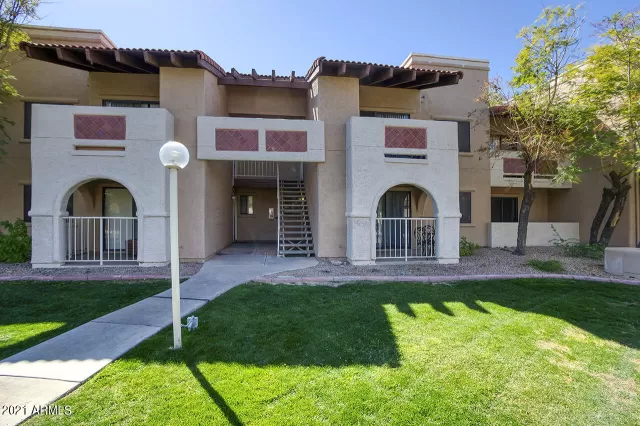 MLS: 6202132 Condo For Sale