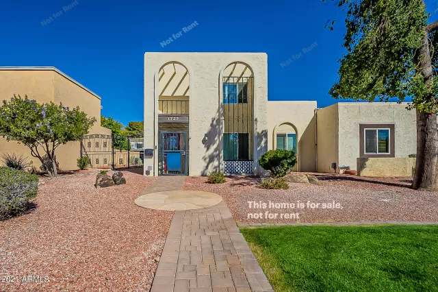 MLS: 6202138 Condo For Sale
