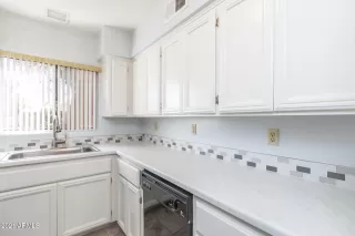 Photo #5: 6202175 Listing 