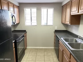 Photo #4: 6202430 Listing