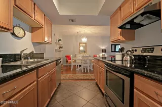 Photo #6: 6202553 Listing