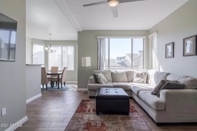 MLS: 6202623 Condo For Sale