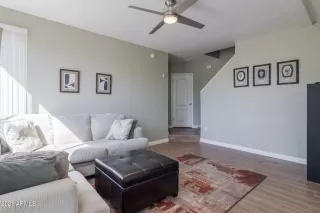 Photo #2: 6202623 Listing