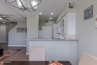 Photo #5: 6202623 Listing