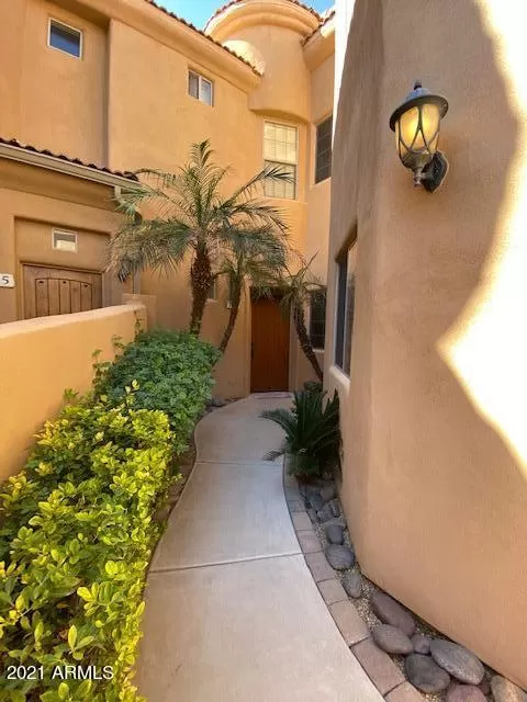 MLS: 6202647 Condo For Sale