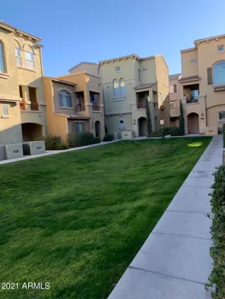 Photo #3: 6202679 Listing