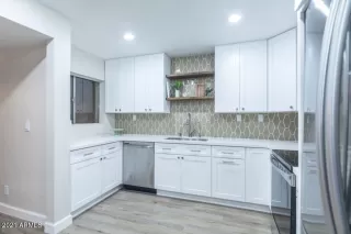 Photo #1: 6202712 Listing 