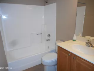 Photo #5: 6202763 Listing 