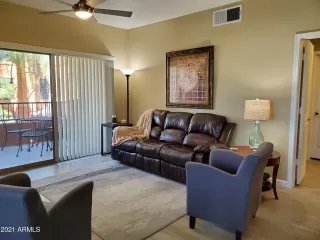 Photo #6: 6202779 Listing