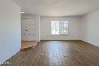 Photo #2: 6202818 Listing