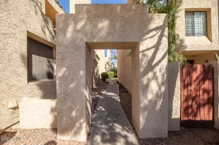 Photo #2: 6202819 Listing