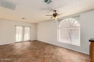 Photo #3: 6202831 Listing